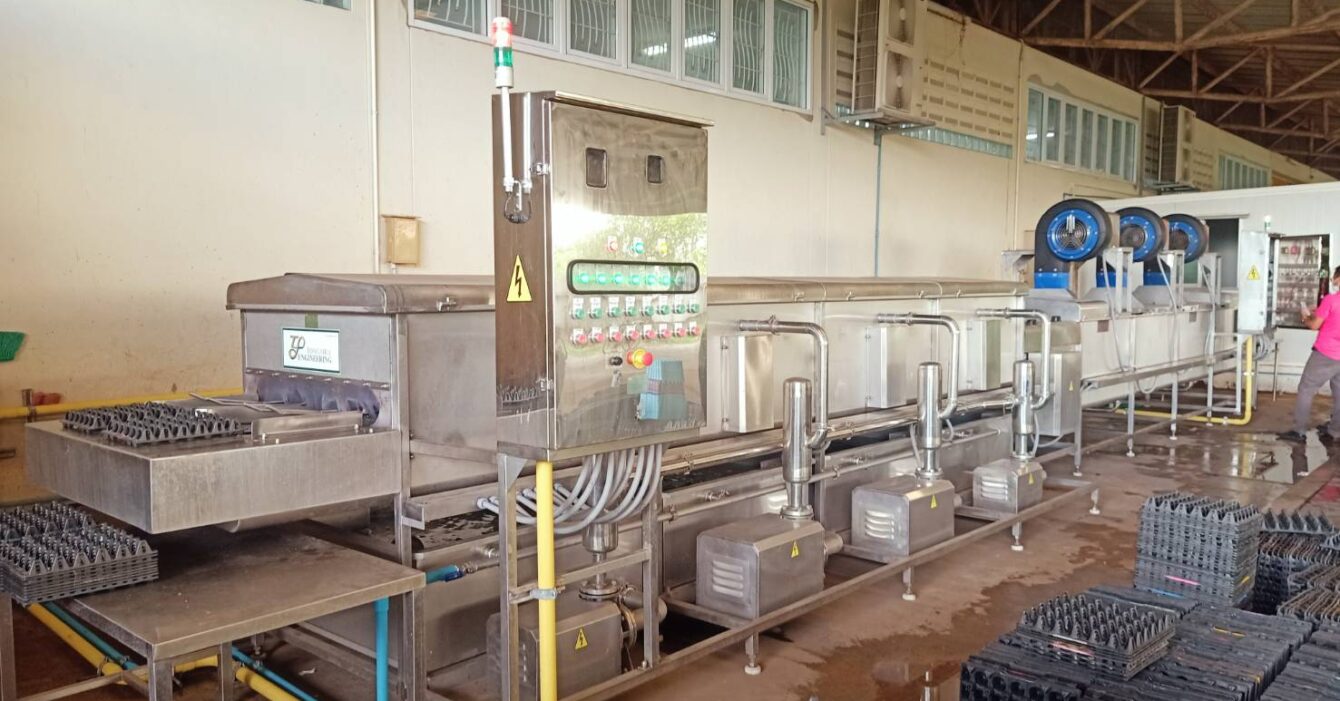 GT_เครื่องล้างถาดไข่ พร้อมเครื่องเป่าลม